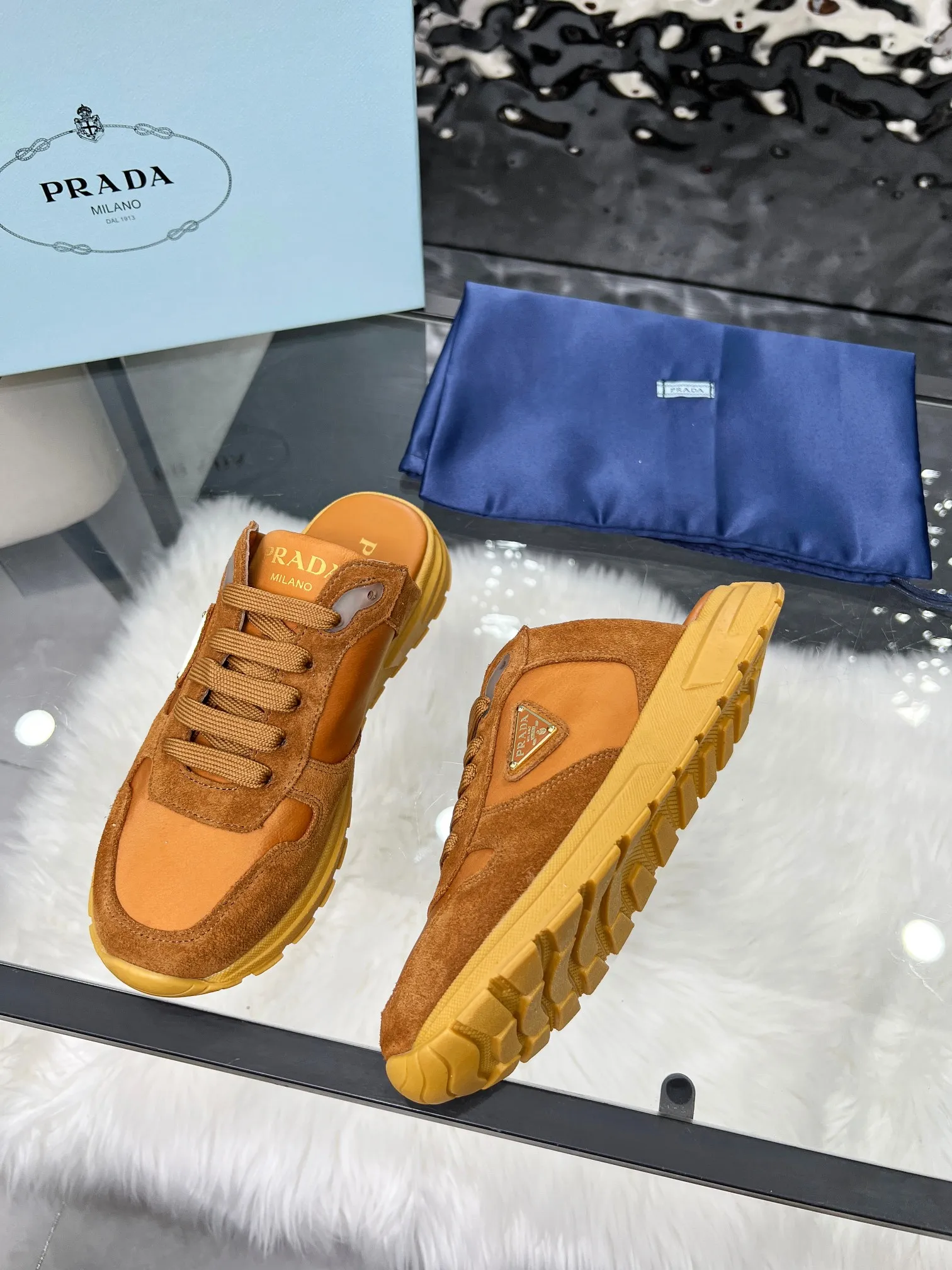 👟👟Ex-factory price 500👟👟 Prada "PRADA.." 2025 explosive model has been shipped. , original 1:1 development, four colors available 35--41 "Code 34 and 41 can be customized and cannot be returned or exchanged"